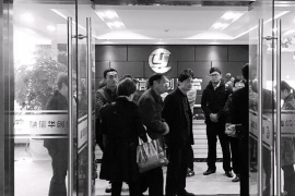 让胡路贷款清欠服务